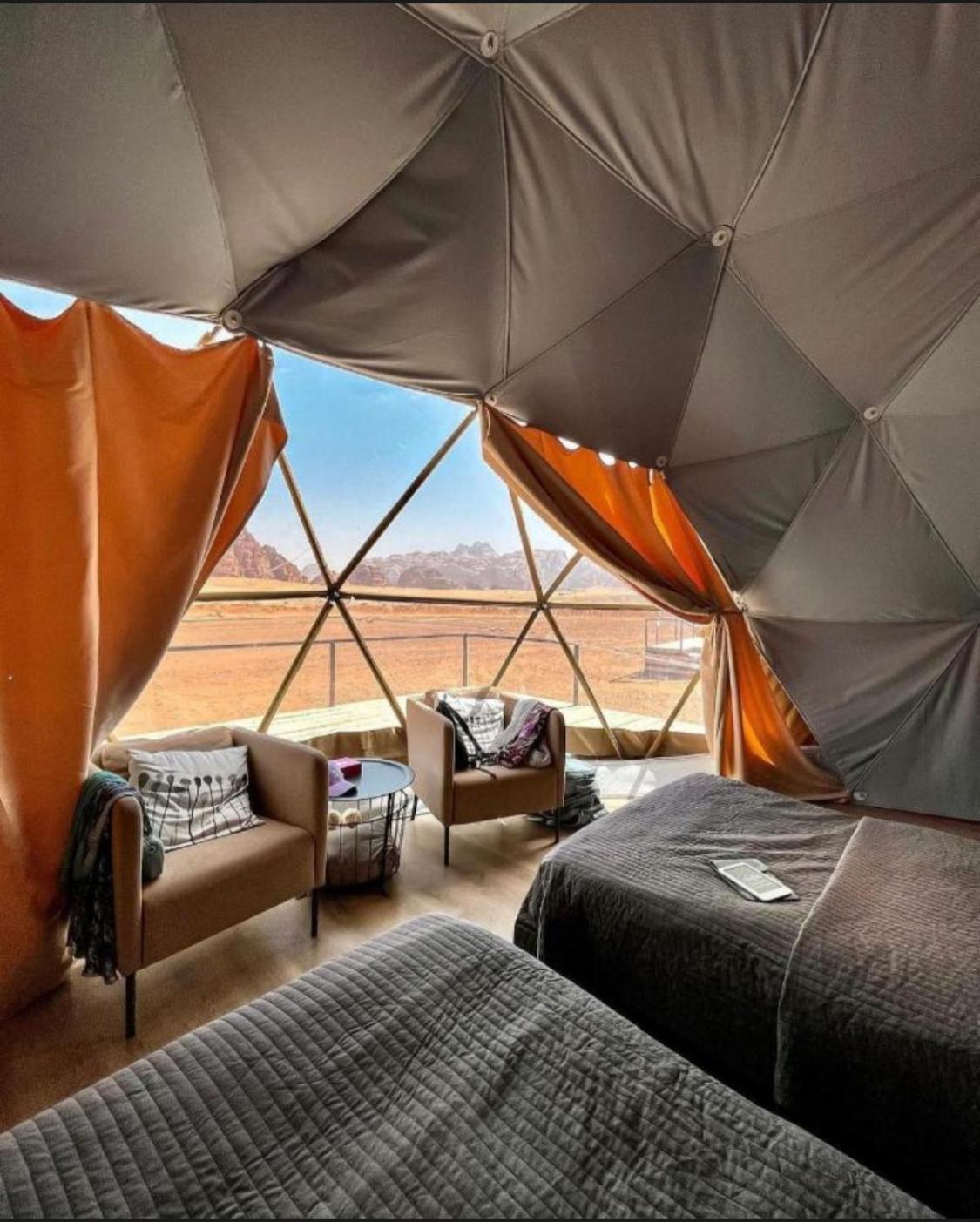 Rum Magic Luxury Camp วาดิรัม ภายนอก รูปภาพ